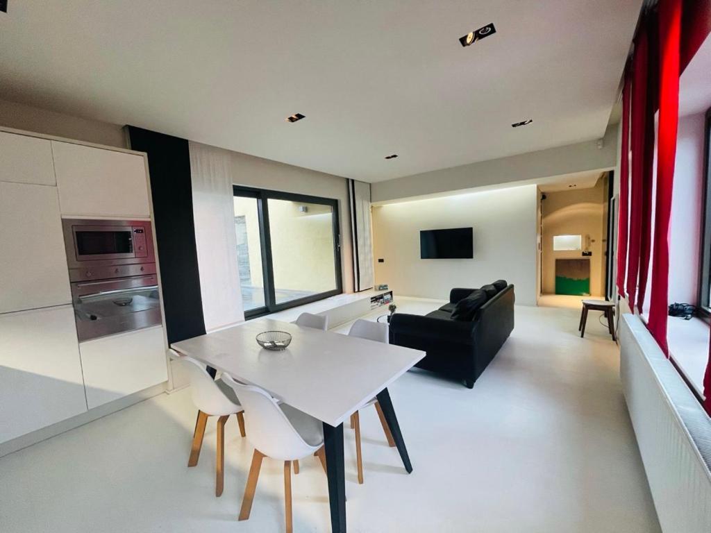 Ferienwohnung Down Town Penthouse With Private Parking Brüssel Exterior foto